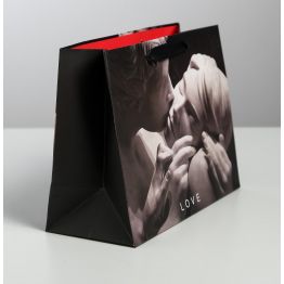 Пакет ламинированный горизонтальный Love, MS 23 × 18 × 10 см   4725252
